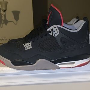 Jordan 4s - Breds